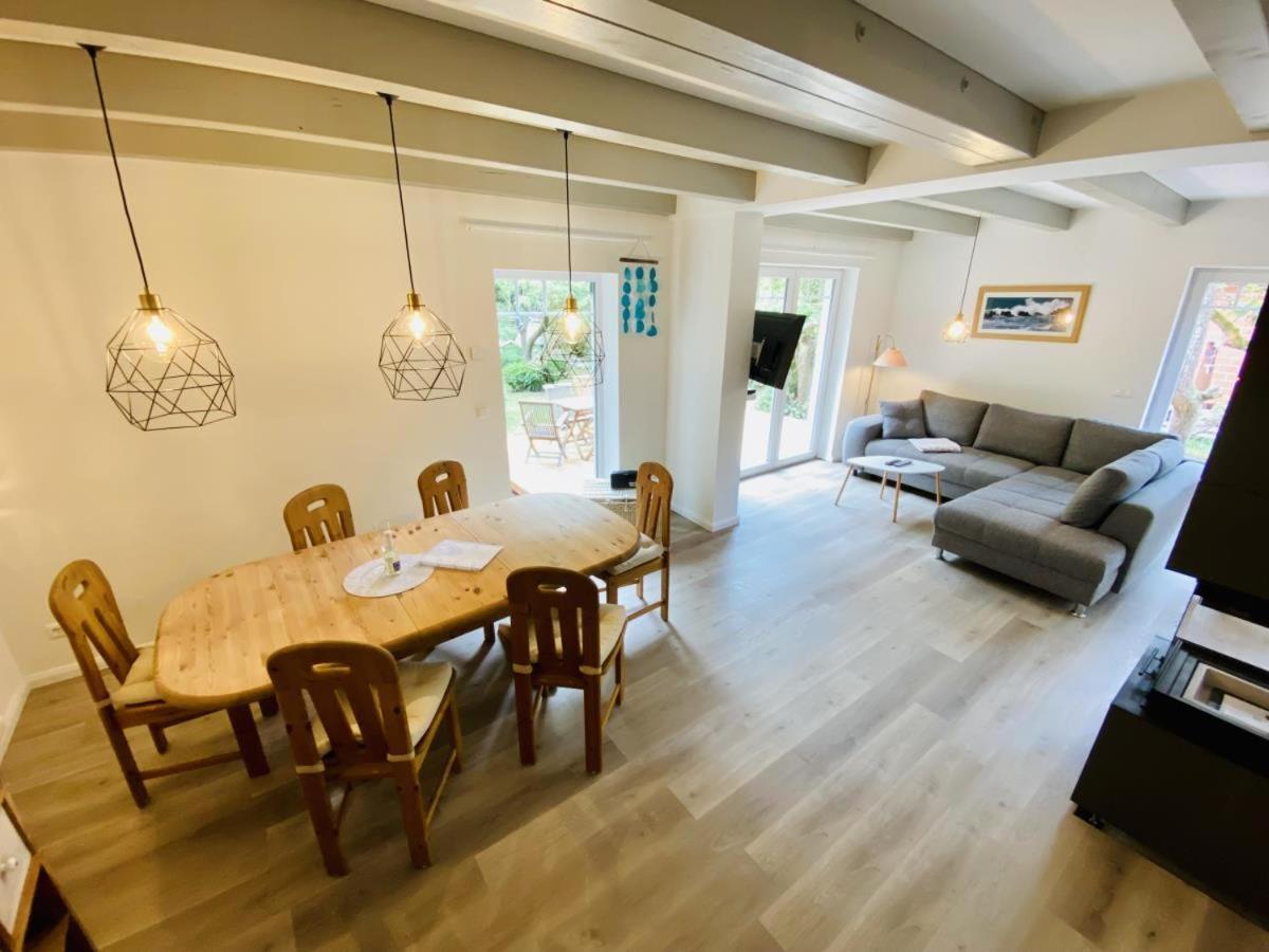 Sommerhaus Am Bach ロストック エクステリア 写真