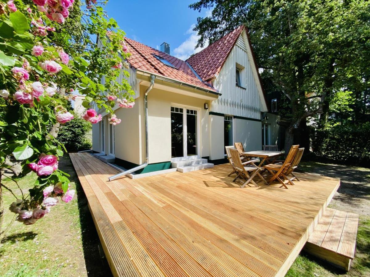 Sommerhaus Am Bach ロストック エクステリア 写真